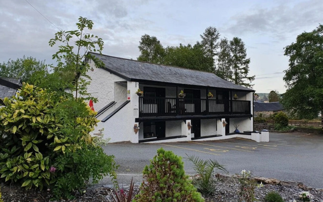 Fairy Falls Hotel