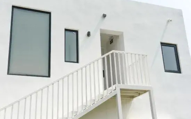 Another House Guesthouse