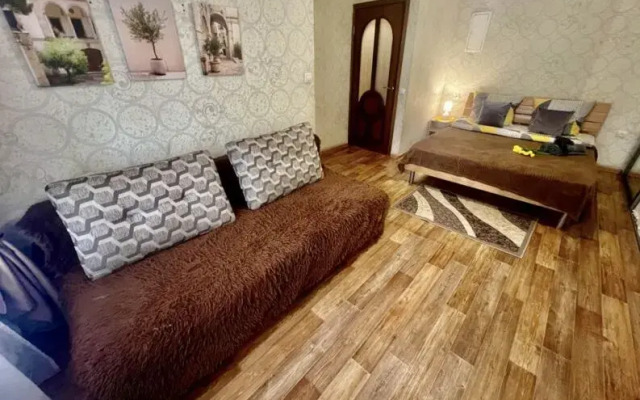 Апартаменты Суточно на улице Шершнева, д. 5