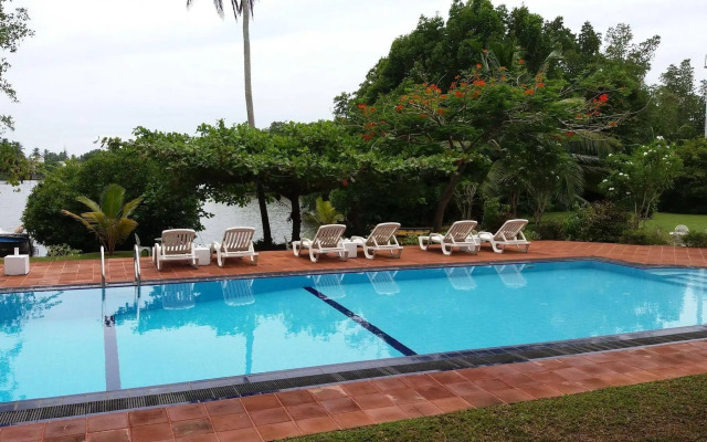 Waterside Bentota