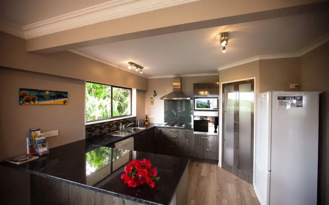 Our Beach House - Upper Wainui