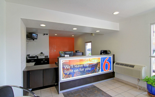 Motel 6 Old town Scottsdale/Fashion Square