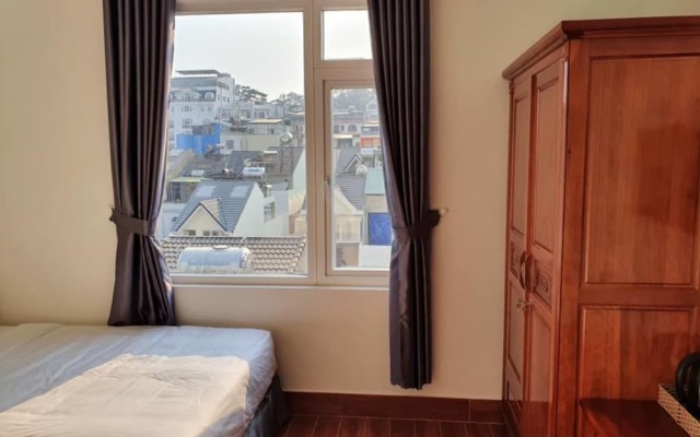 Pha Le Da Lat Guesthouse by ZUZU