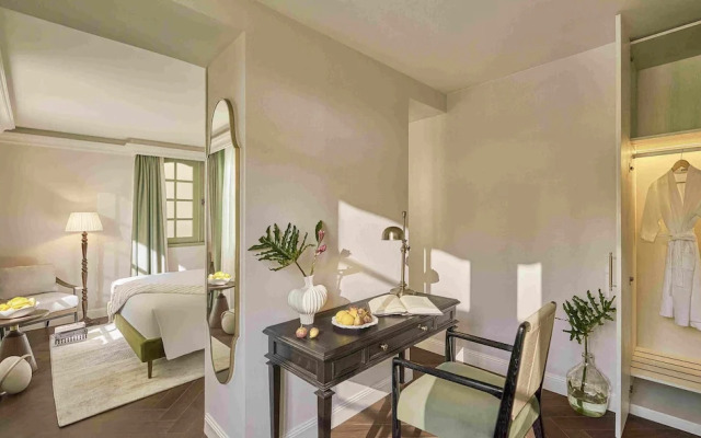 President Maison Signature by M Village