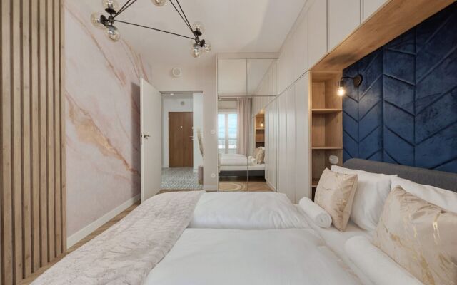 Krakowska Apartment by Renters Prestige