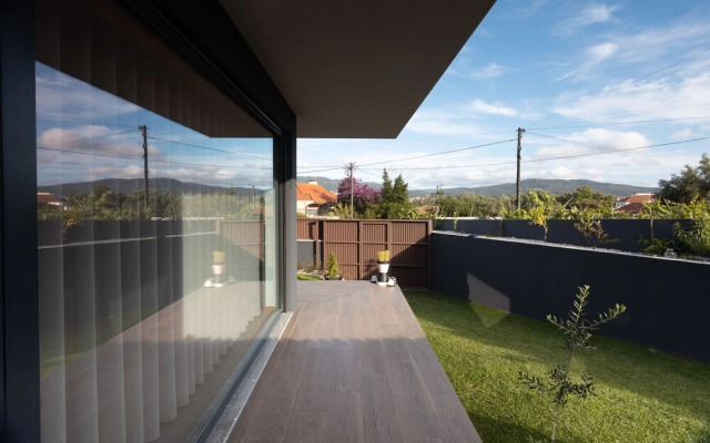 Abraços dos Avós - Casas de Aldeia