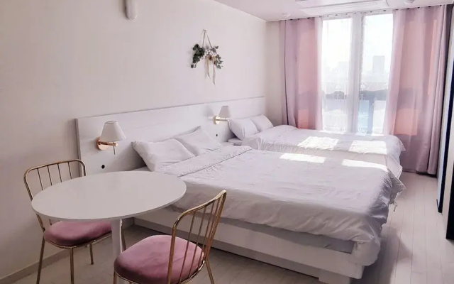 Daegu Dongseongro Star B&B Business Hotel