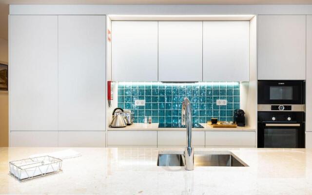 Stunning 2BDR Apartment in Chiado by LovelyStay