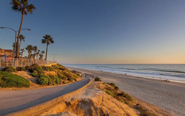 3690 Carlsbad Boulevard - Unit C