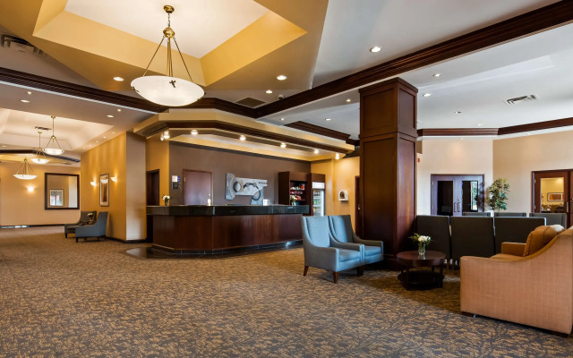 Best Western Plus Winnipeg Airport Hotel