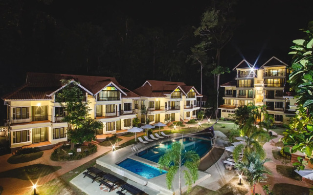 Anjungan Beach Resort