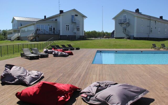 Cape East