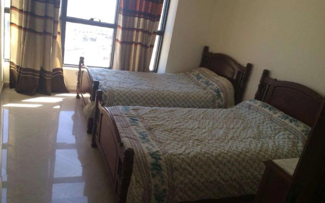Newcenter Suites