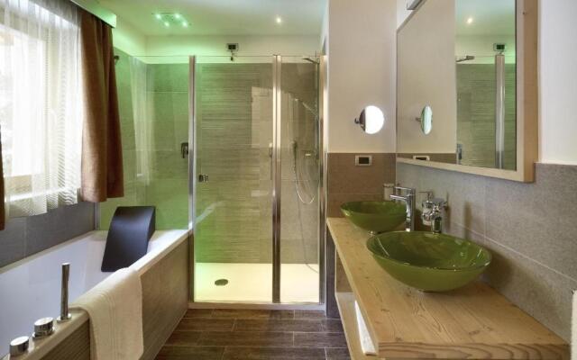 Color Home Suite Apartments