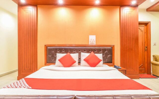 OYO 5411 Hotel City Castle