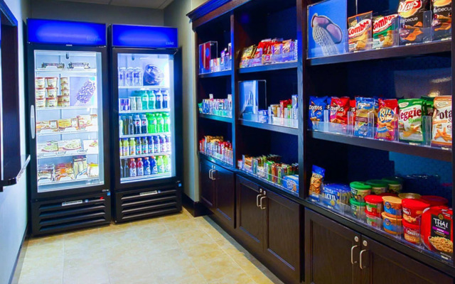 Hampton Inn DeKalb, IL