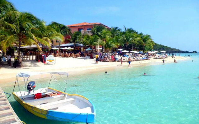 Acqua Di Mare Resort
