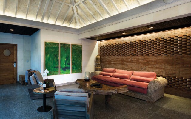 Chapung Sebali Hotel