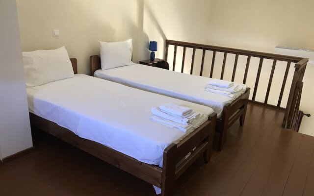 Despina studios and rooms