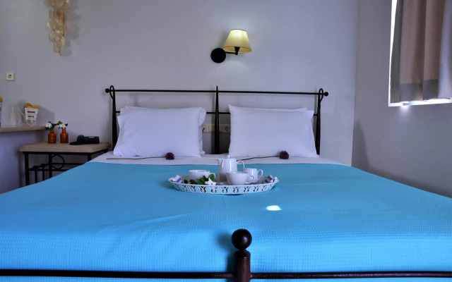 Golden Bay Hotel