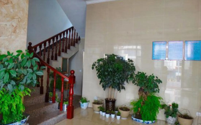 Yiyang Boutique Hotel