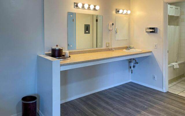 Rodeway Inn & Suites Omak - Okanogan