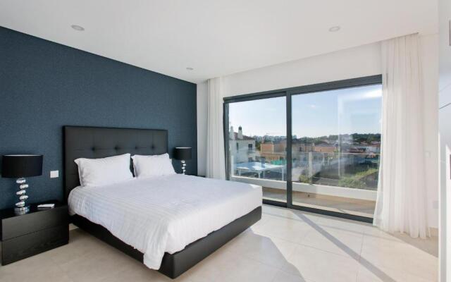 Exclusive Ultra-Stylish Villa, close to Vilamoura