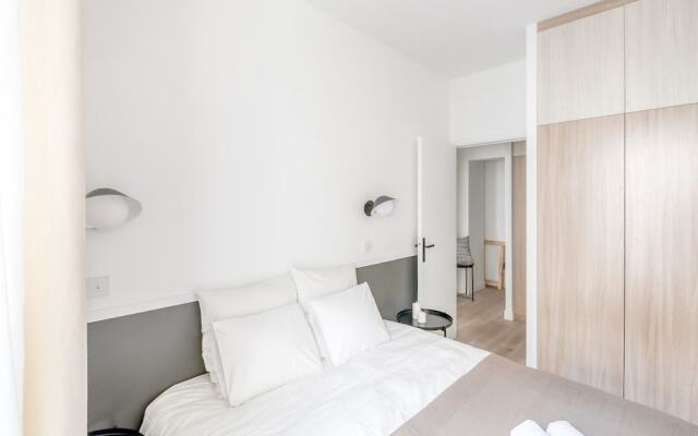 Splendid Haussmann Flat