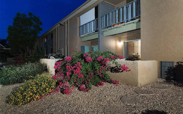 Parktopia 1 BR by Casago