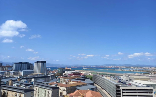 Stunning 1-bed Luxury Studio in Gibraltar