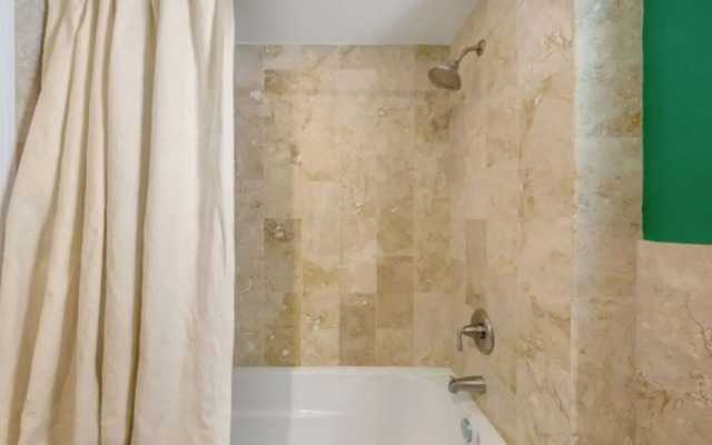 George Town Villas 118