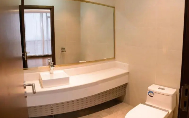 GreenTree Eastern Rizhao High Speed Railway Station Hotel