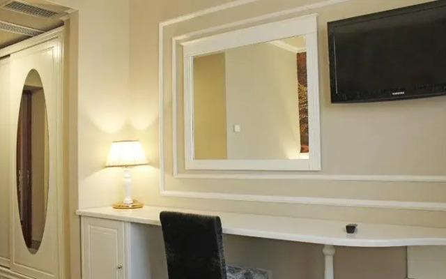 Adriatik Hotel & Resort
