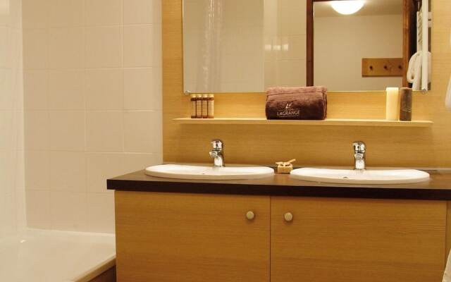 Cosy apartment in Brides les Bains 600m from the skilift