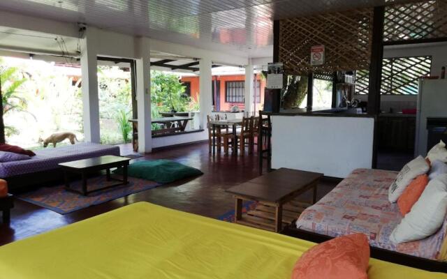 Aracari Garden Hostel