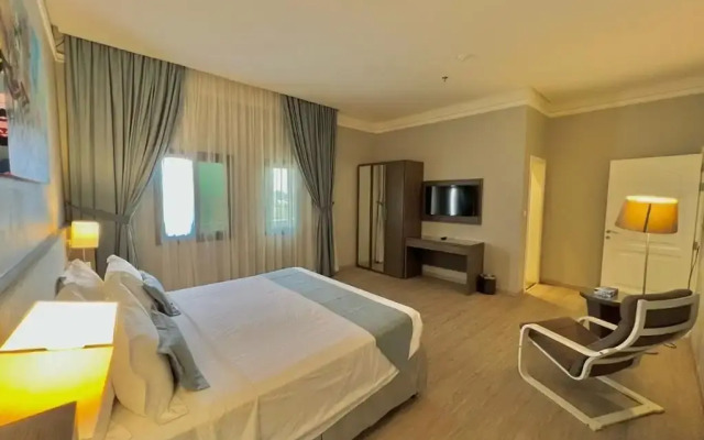 loren serviced Apartment Corniche