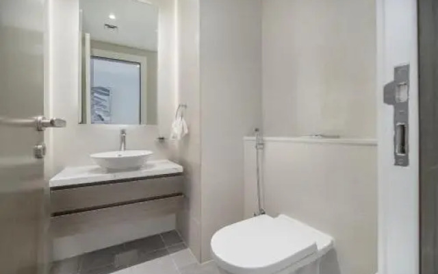 Spectacular Burj Khalifa View Service Apartment