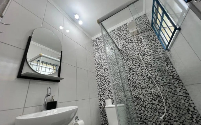 Pura Vida Ubatuba Suites