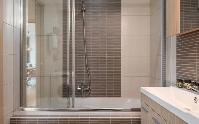 Trianon Luxury Apartments & Suites