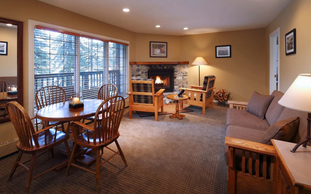 Emerald Lake Lodge