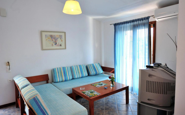 Eye Q Resort