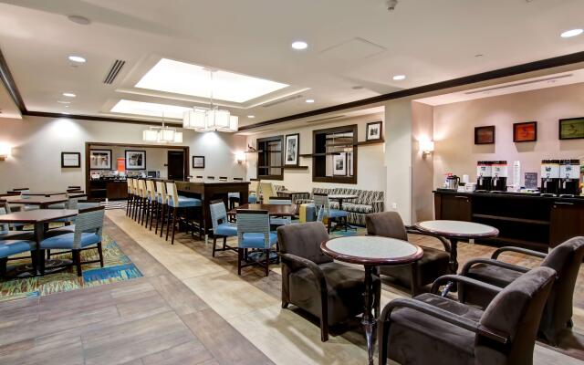 Hampton Inn by Hilton Toronto Airport Corporate Centre