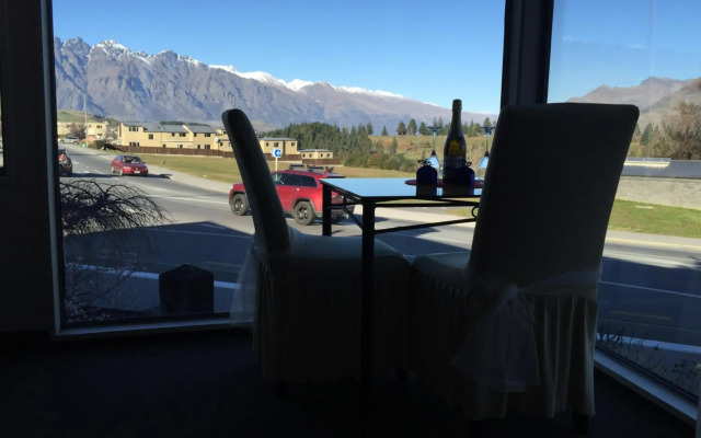 Hurley's of Queenstown