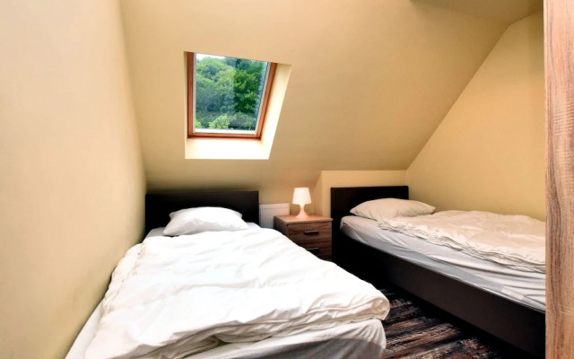 Holiday Home in Hastiere Near Forest