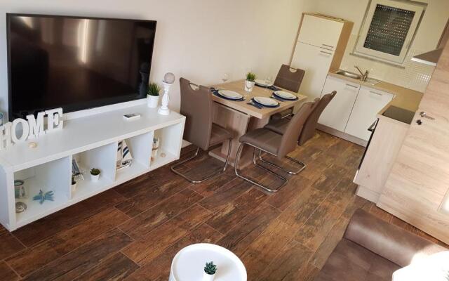 La Bella Vita Marezige