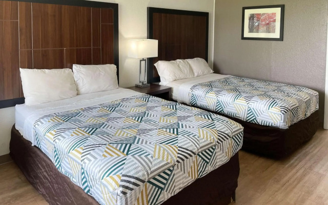 Motel 6 Opelika, AL