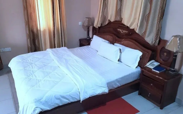 Emej Hotel