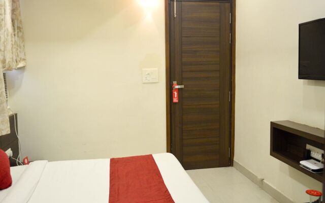 OYO 1746 Hotel RnB Select