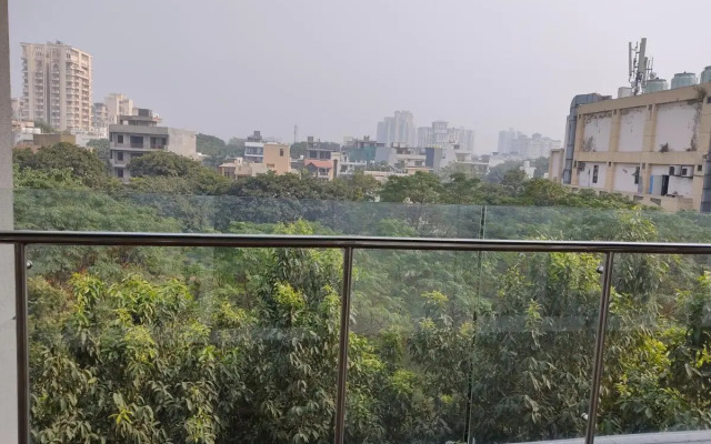 Perch Service Apartment-MG Road