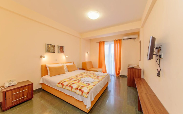 Hotel Novi